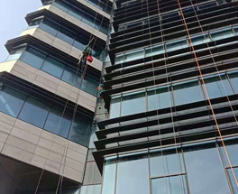 高空外墻清洗有什么必要性？高空外墻清洗有什么安全要求？