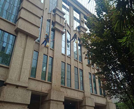 外墻清洗公司要準備哪些外墻打掃工具？