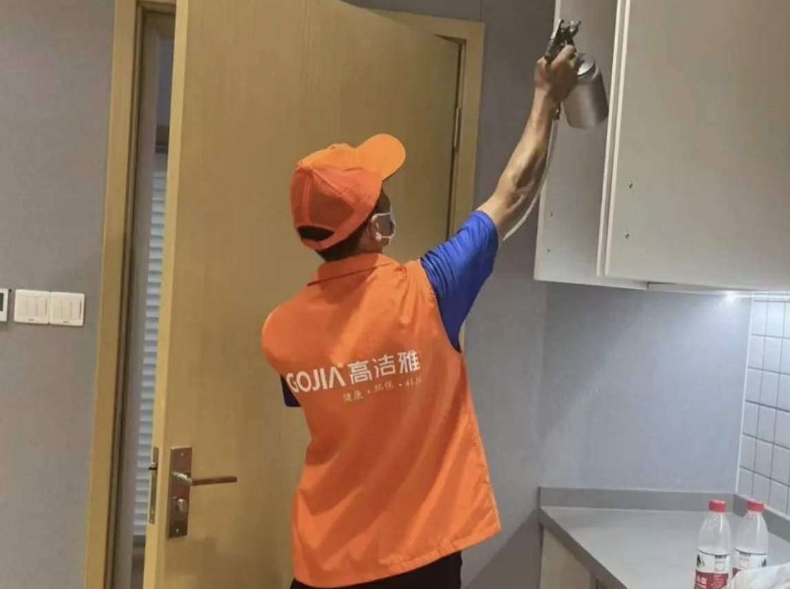 2025年新房開荒保潔終極指南|入住前必做的6個關(guān)鍵步驟?