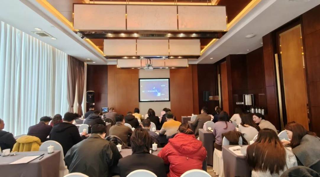 熱烈慶祝|奉賢江蘇商會工會聯合會成功舉辦2025年DeepSeek應用技能培訓班